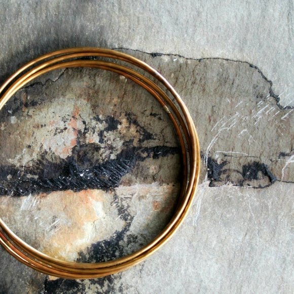 Hammered Gold Brass Bangle Bracelets, Metalwork Jewelry, Boho Bangles - Picture 4 of 5